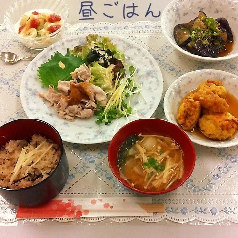 豚シャブ梅ソース、茄子揚げ浸し、豆腐牛蒡揚げ、ヒジキご|yakinasuさん