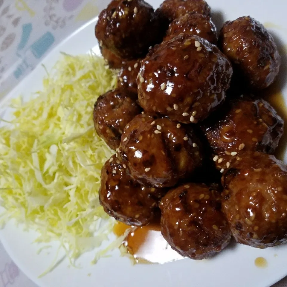 Snapdishの料理写真:かおチャン様の我が家のあんかけ肉団子♡|かなやんさん