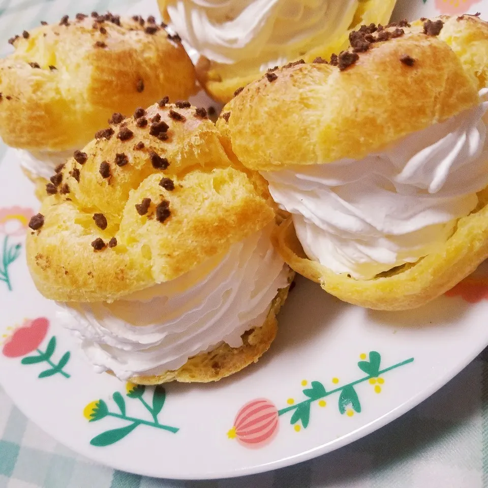 ペコ様のシュークリーム♡リピ★|かなやんさん