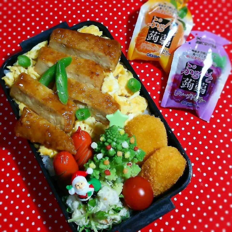 Snapdishの料理写真:中１ムスコ弁当‼12/3クリスマスversion|katsunさん