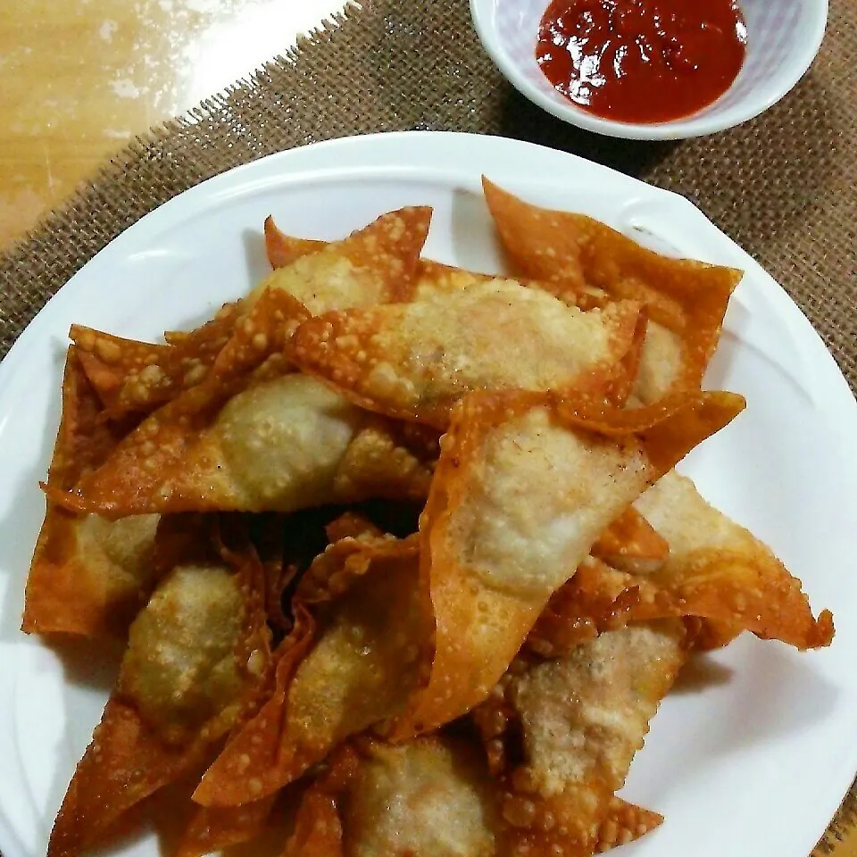 バジルミンチのワンタン包み揚げ|katsunさん