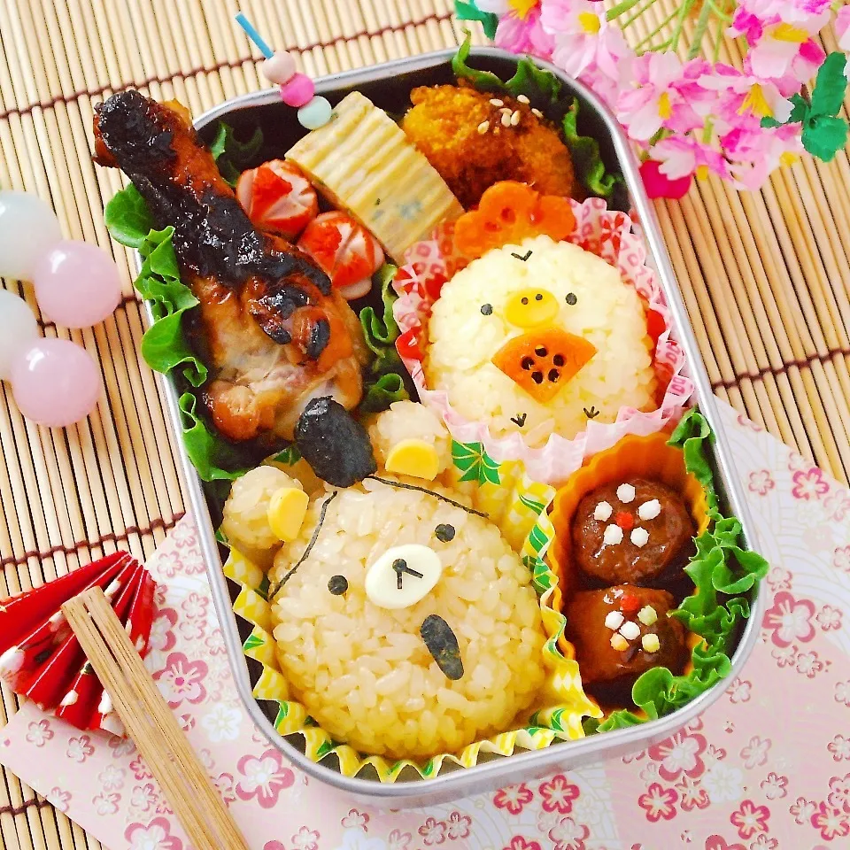 Snapdishの料理写真:ひな祭りキャラ弁☆リラックマとキイロイトリのお雛様|ザッキー☆さん