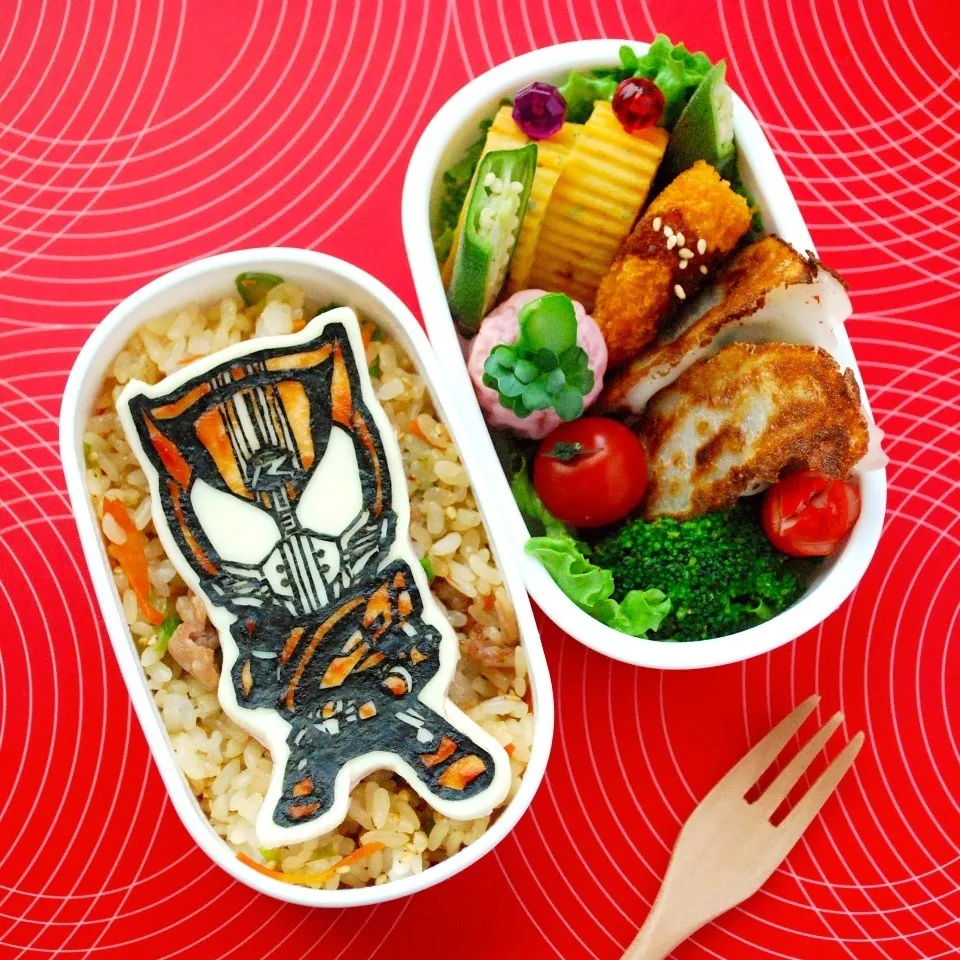 キャラ弁☆仮面ライダードライブ！海苔切り弁当|ザッキー☆さん