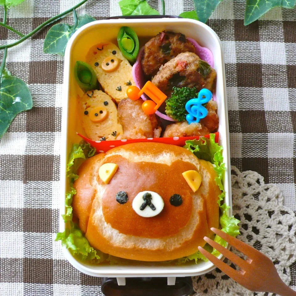 キャラ弁☆ロールパンでリラックマ弁当☆|ザッキー☆さん