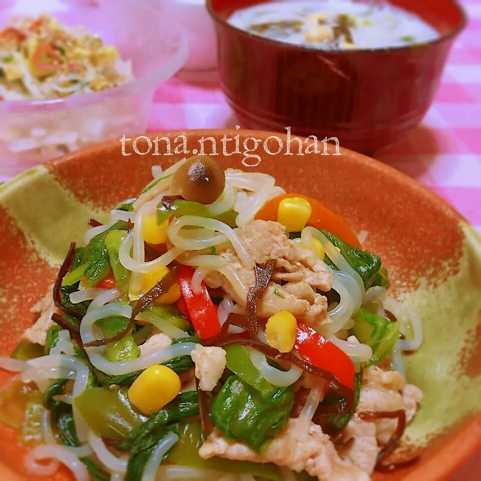 レタスの外葉でー（笑）貧乏やけど、ばりうまー！|tonaさん