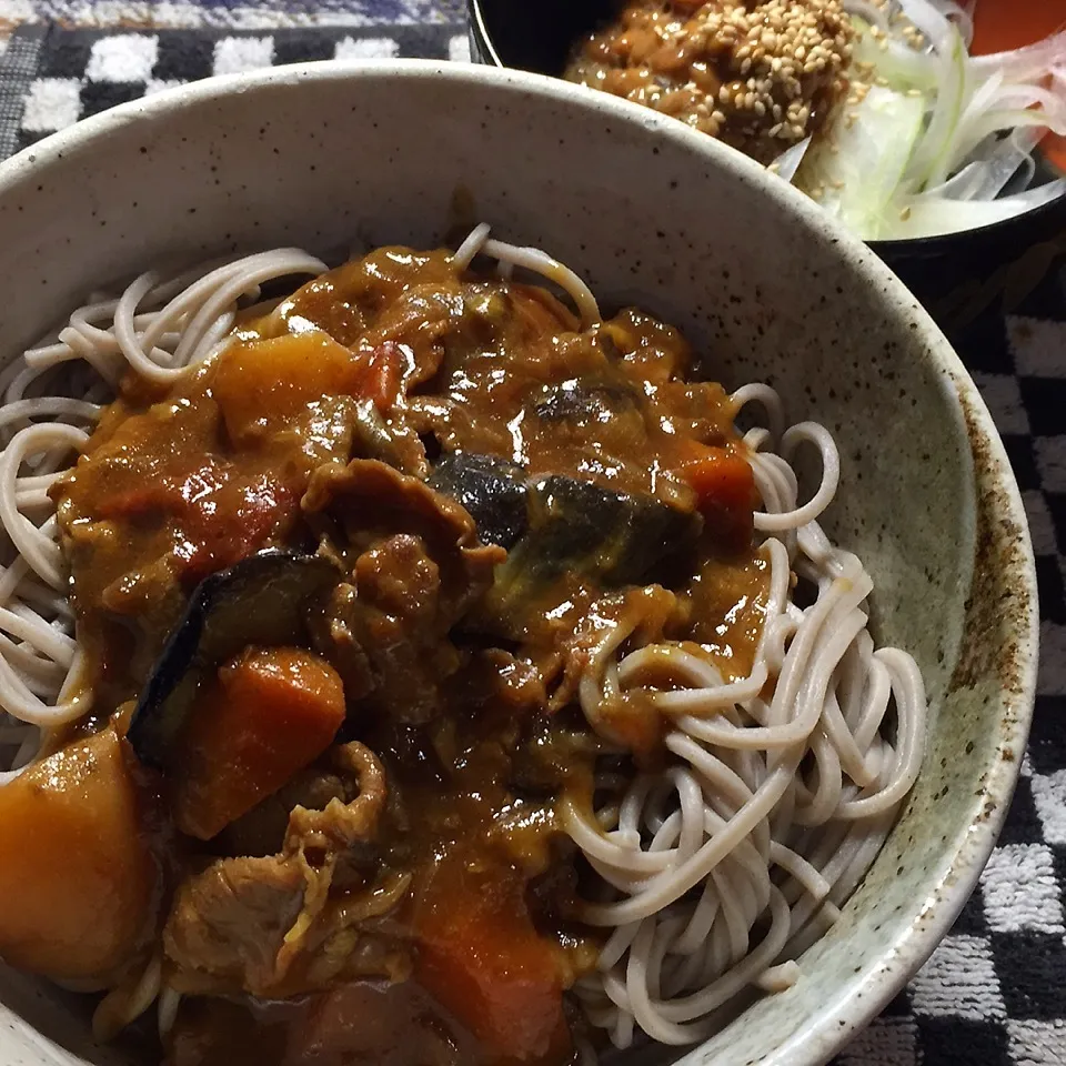 カレー蕎麦。納豆玉葱。|Makokoさん