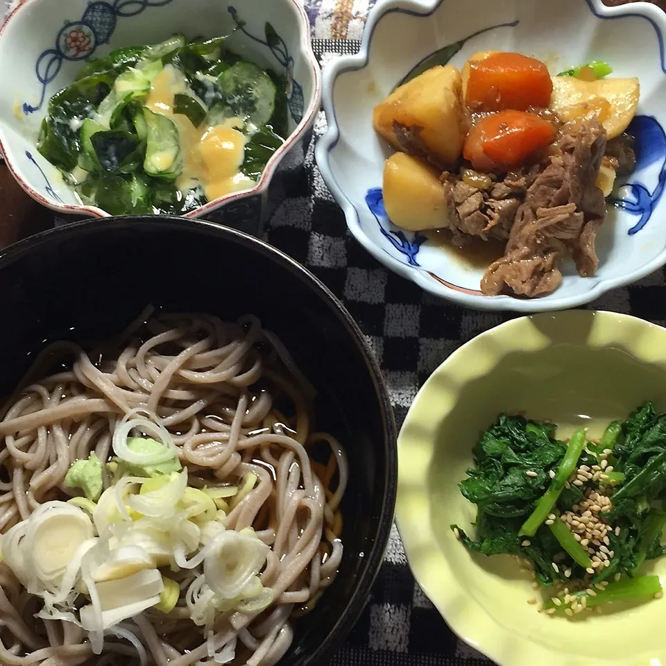 蕎麦。ワカメ酢味噌。他。|Makokoさん