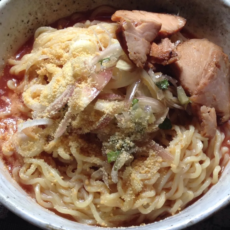 Snapdishの料理写真:ホットトマジュー麺。|Makokoさん