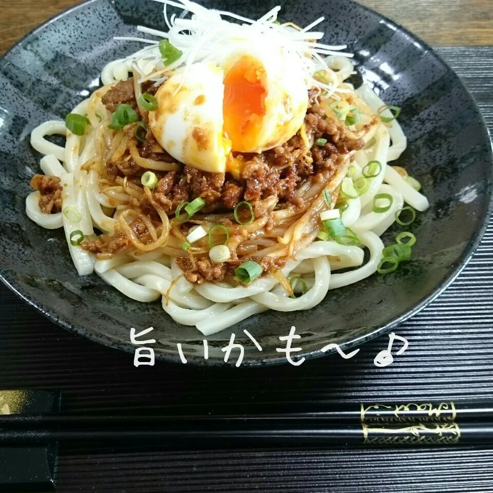 自家製甜麺醤を使ってピリ辛釜あげジャージャーうどん|マイケルの料理さん