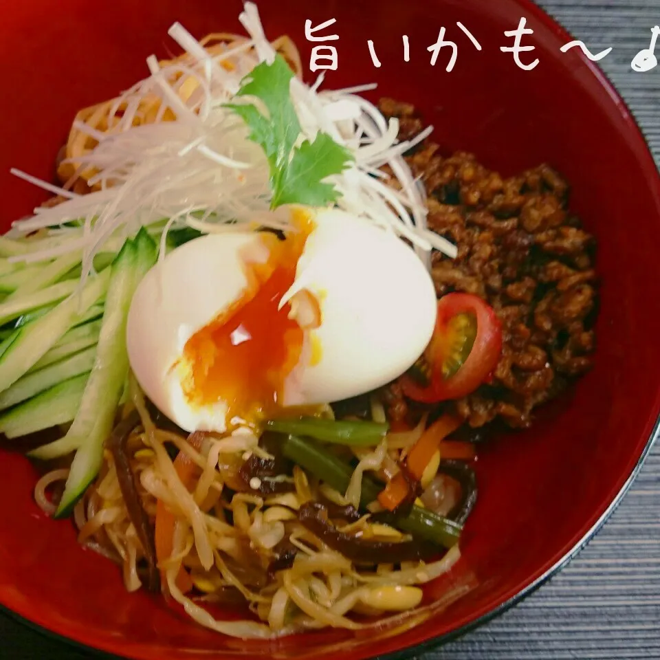 Snapdishの料理写真:韓国風ビビン麺|マイケルの料理さん