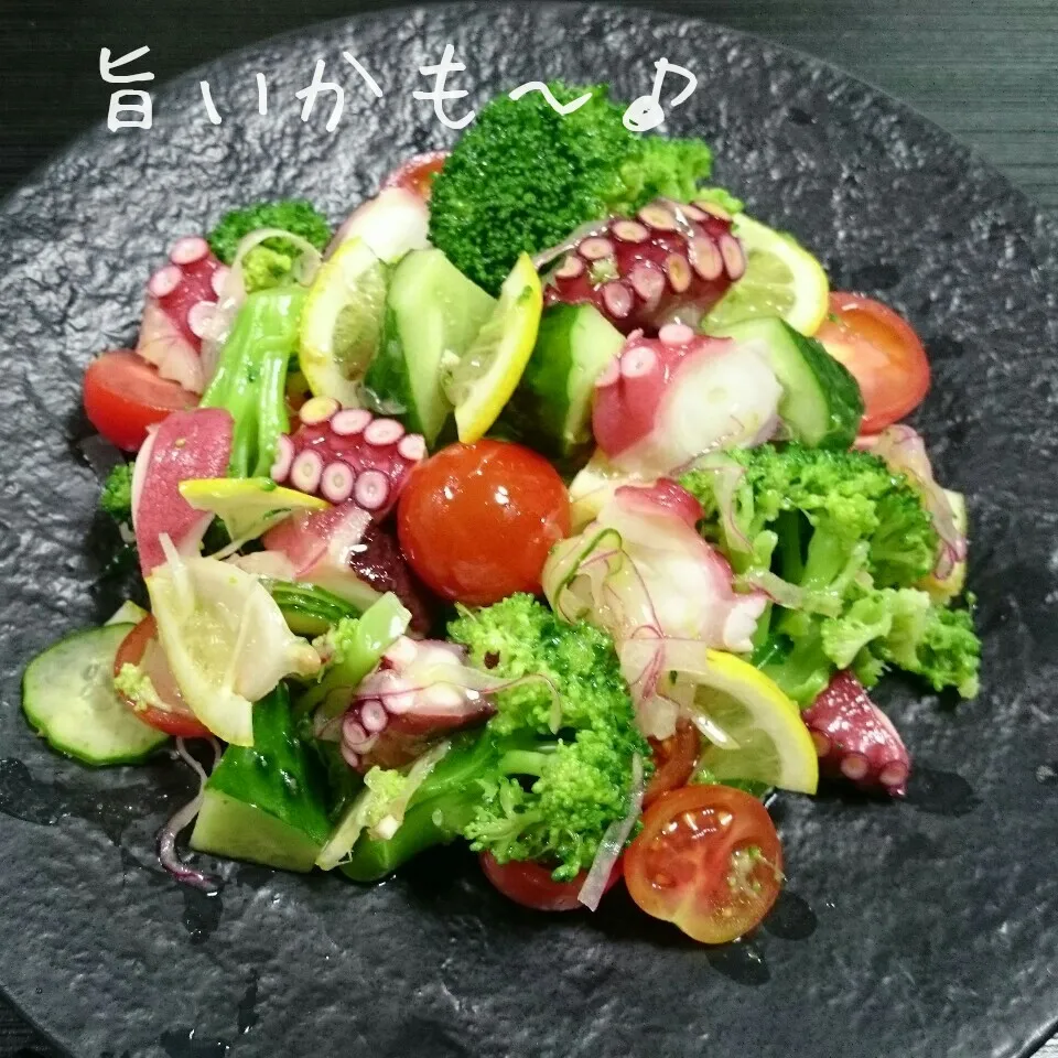 タコと夏野菜のマリネ作ってみた～🎵|マイケルの料理さん