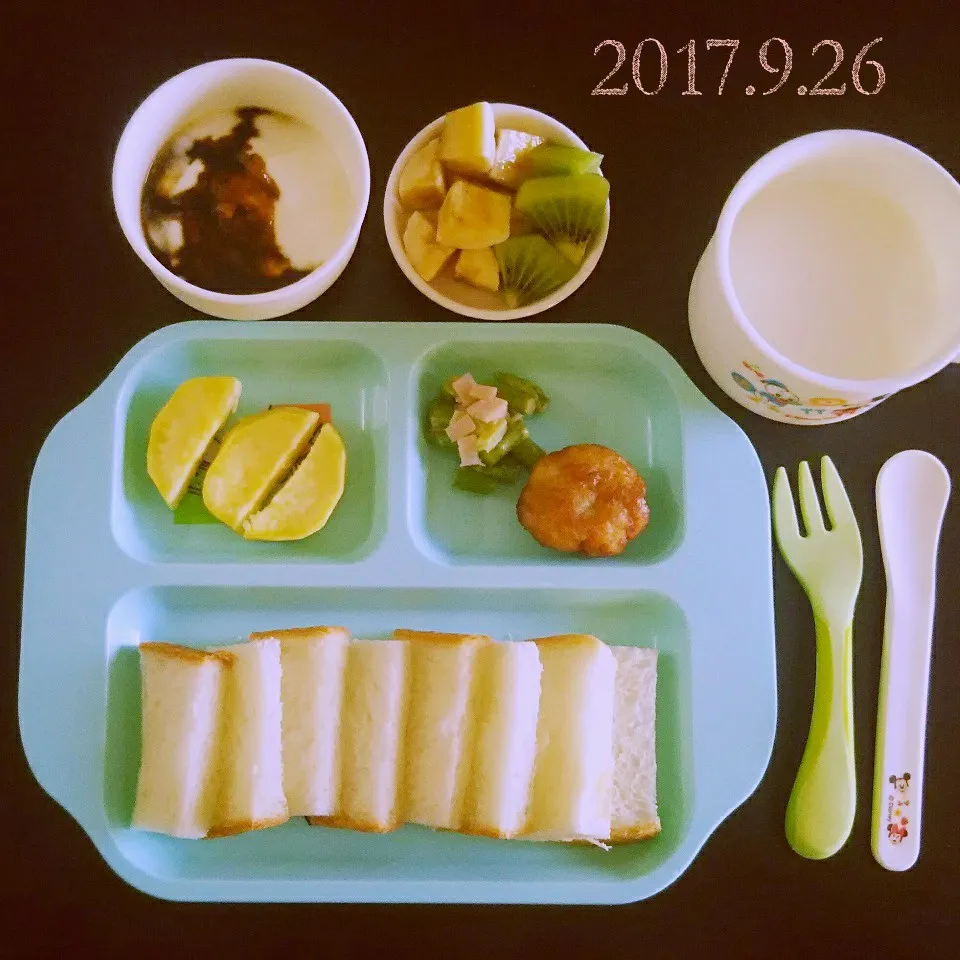 1歳 朝ごはん|✳ku✳さん