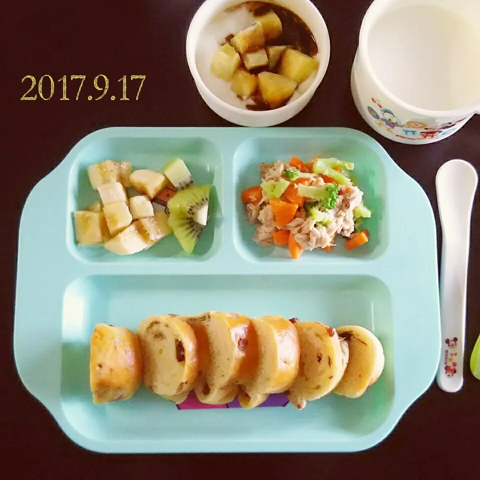 Snapdishの料理写真:1歳 朝ごはん|✳ku✳さん