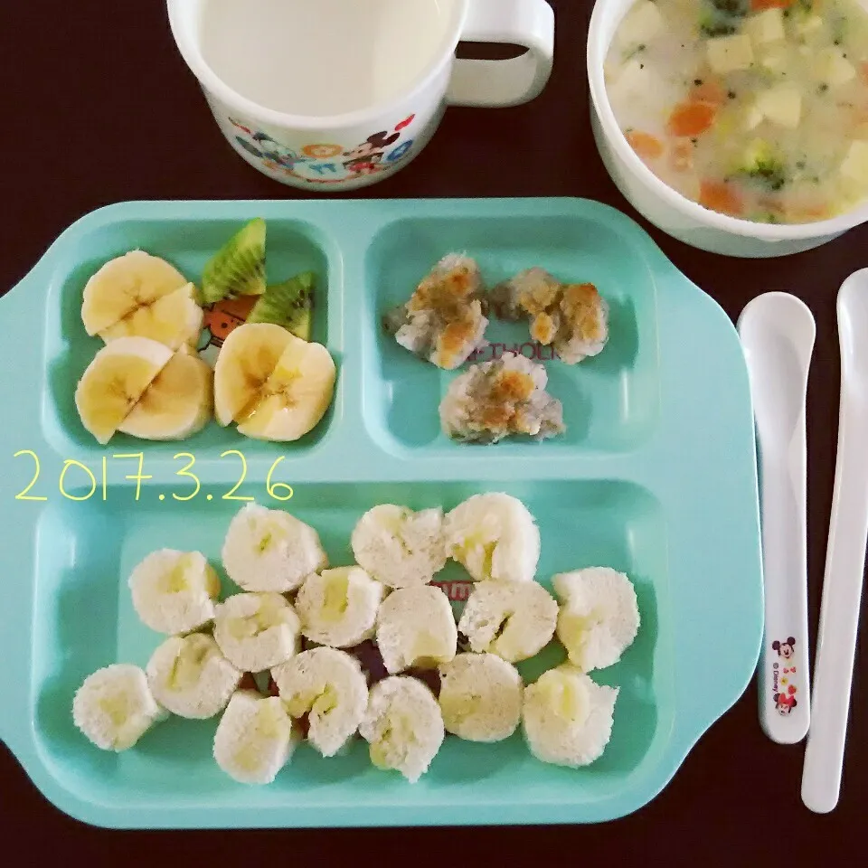 Snapdishの料理写真:1歳 朝ごはん|✳ku✳さん