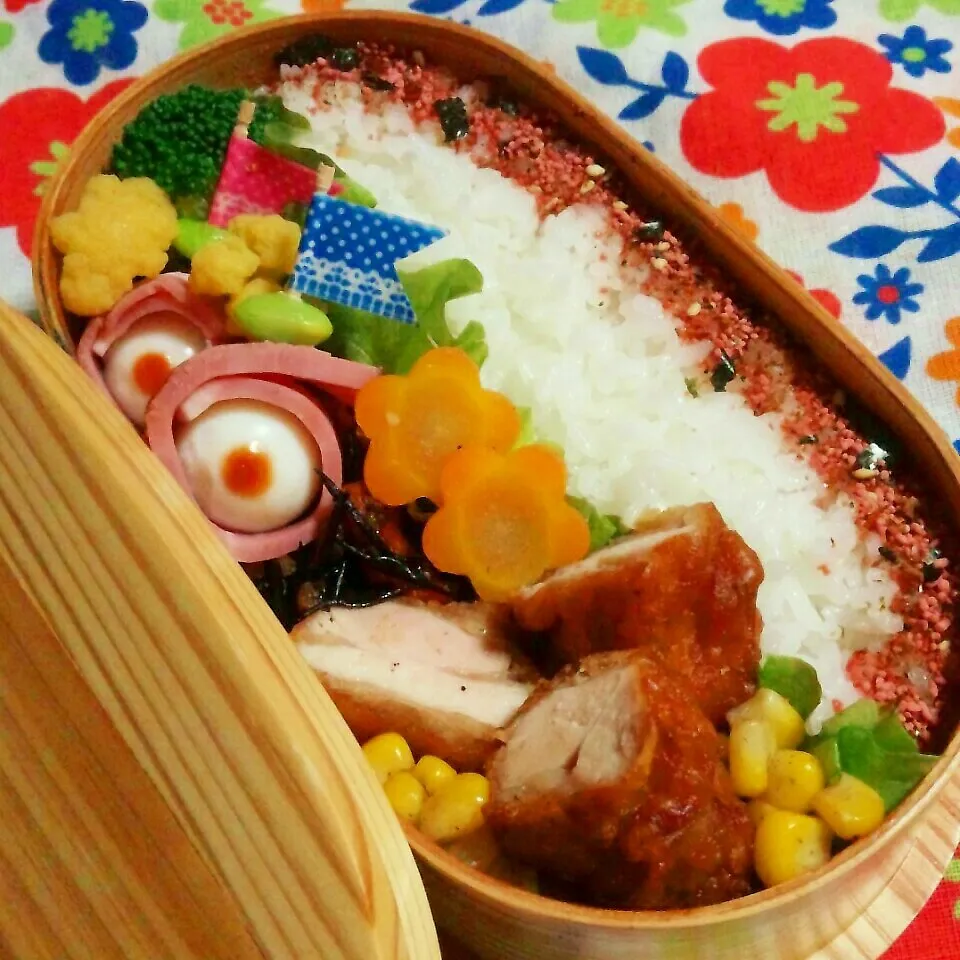 Snapdishの料理写真:旦那の夜勤弁当☆【12/27】|とももんさん