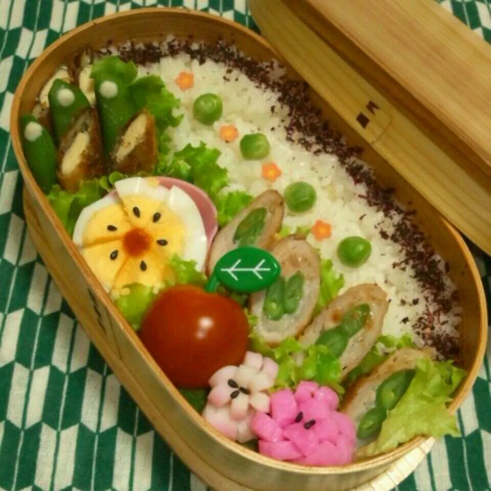 Snapdishの料理写真:旦那の夜勤弁当☆【5/15】|とももんさん