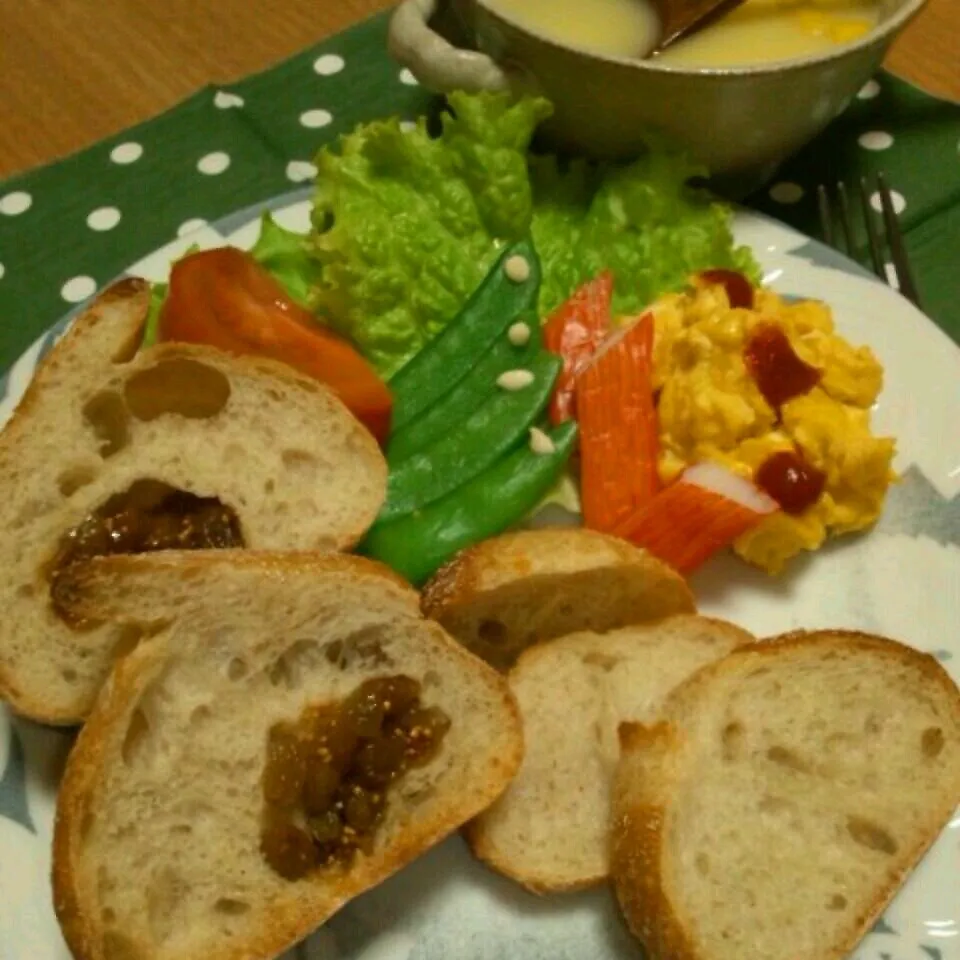 Snapdishの料理写真:今日の朝ごパン☆|とももんさん