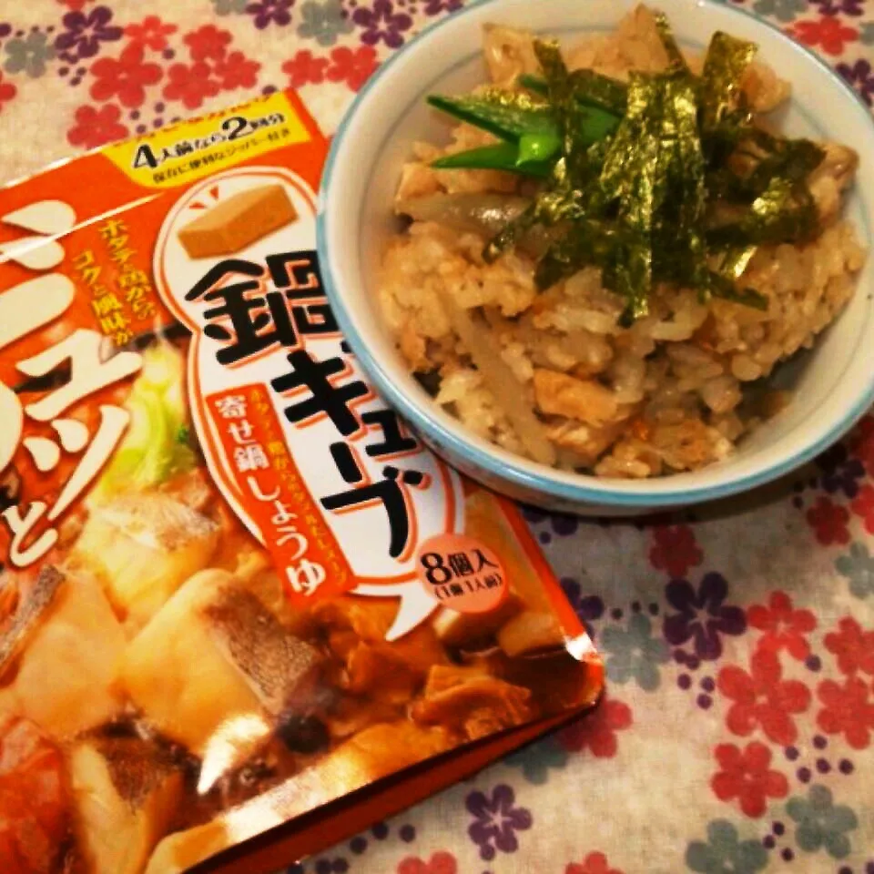 鍋キューブで、鶏ゴボウ炊き込み御飯☆|とももんさん