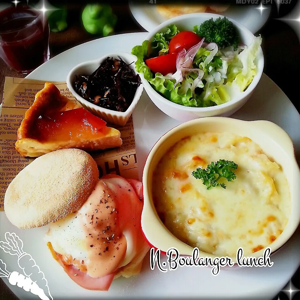 ｴｯｸﾞﾍﾞﾈﾃﾞｨｸﾄのlunch ﾌﾟﾚｰﾄ♪|つばさ(nao)さん