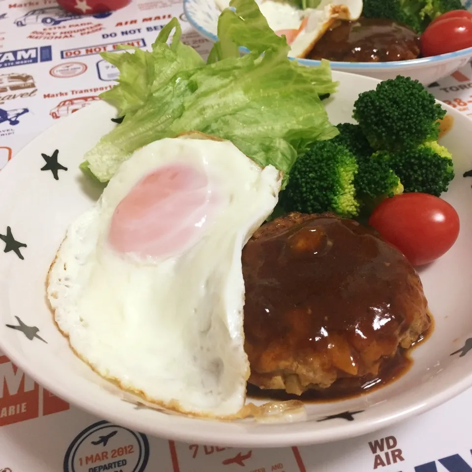 Snapdishの料理写真:ソースがめちゃうま〜‼︎ロコモコ丼♡|kazumi_a♡さん