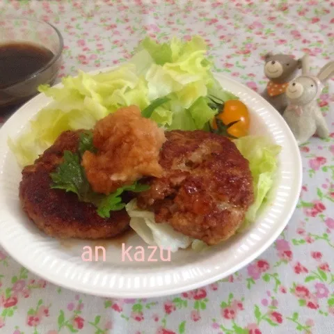 Snapdishの料理写真:みゆうさんの和風おろしハンバーグ|kazumi_a♡さん