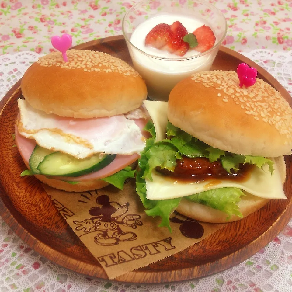 Snapdishの料理写真:♡ハンバーガー|kazumi_a♡さん