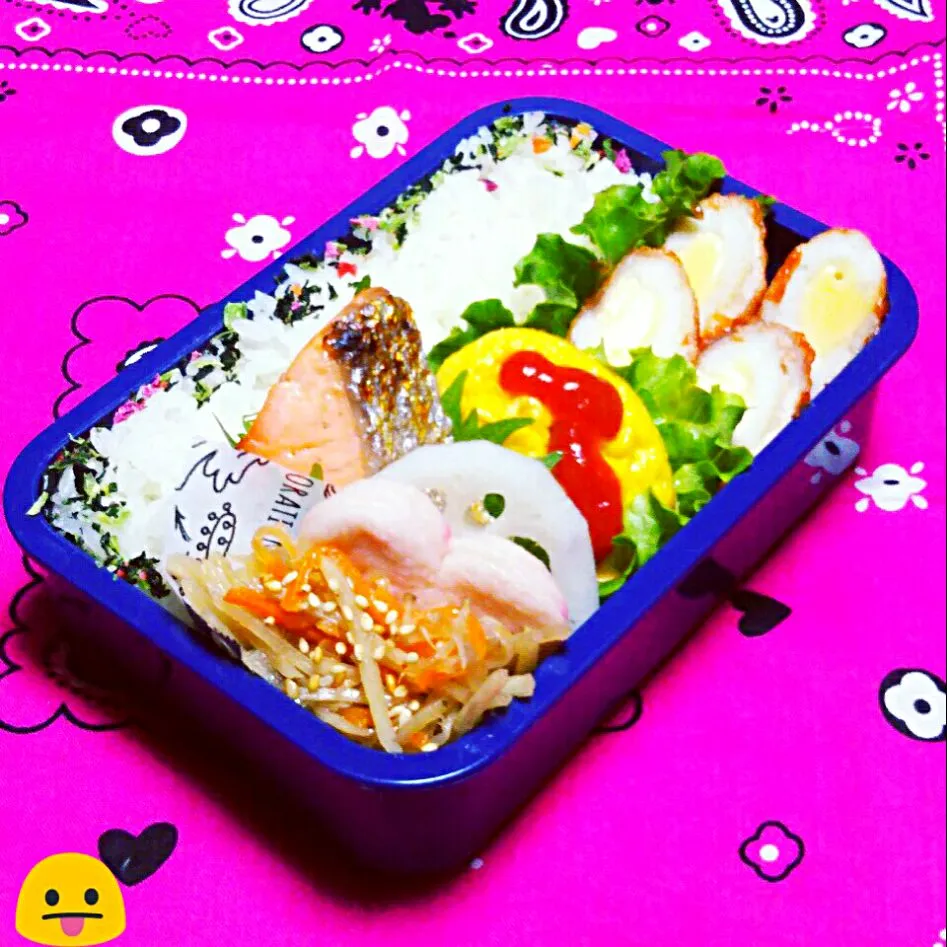 Snapdishの料理写真:息子のお弁当(強制～チーちくの肉巻き😙)|かあたん(元ポップン)さん