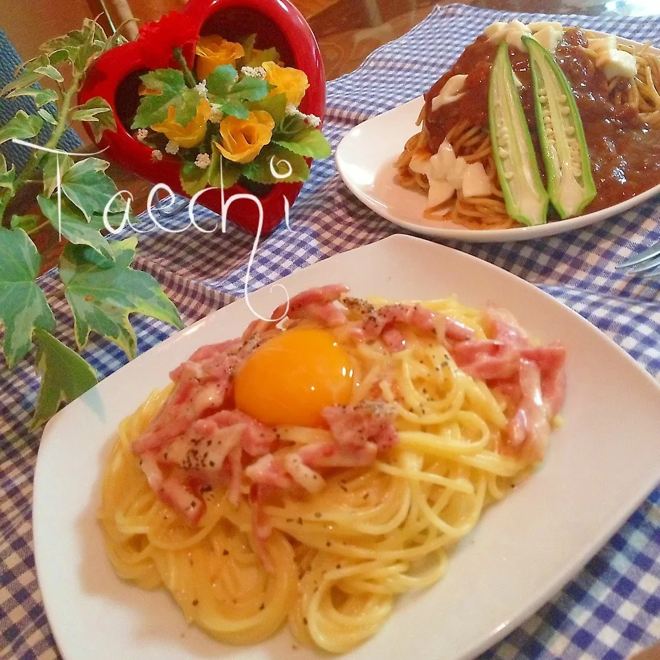 Snapdishの料理写真:カルボナーラとキーマカレーパスタ|Taechi309さん