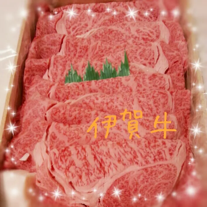 Snapdishの料理写真:三重県の伊賀牛ですき焼きしちゃぉ♪|つばさ(nao)さん