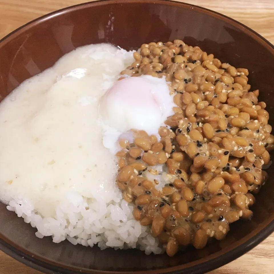 Snapdishの料理写真:とろろ納豆ご飯|まぁたんさん