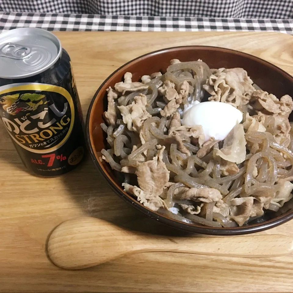 温玉のせ糸こんにゃく豚丼|まぁたんさん