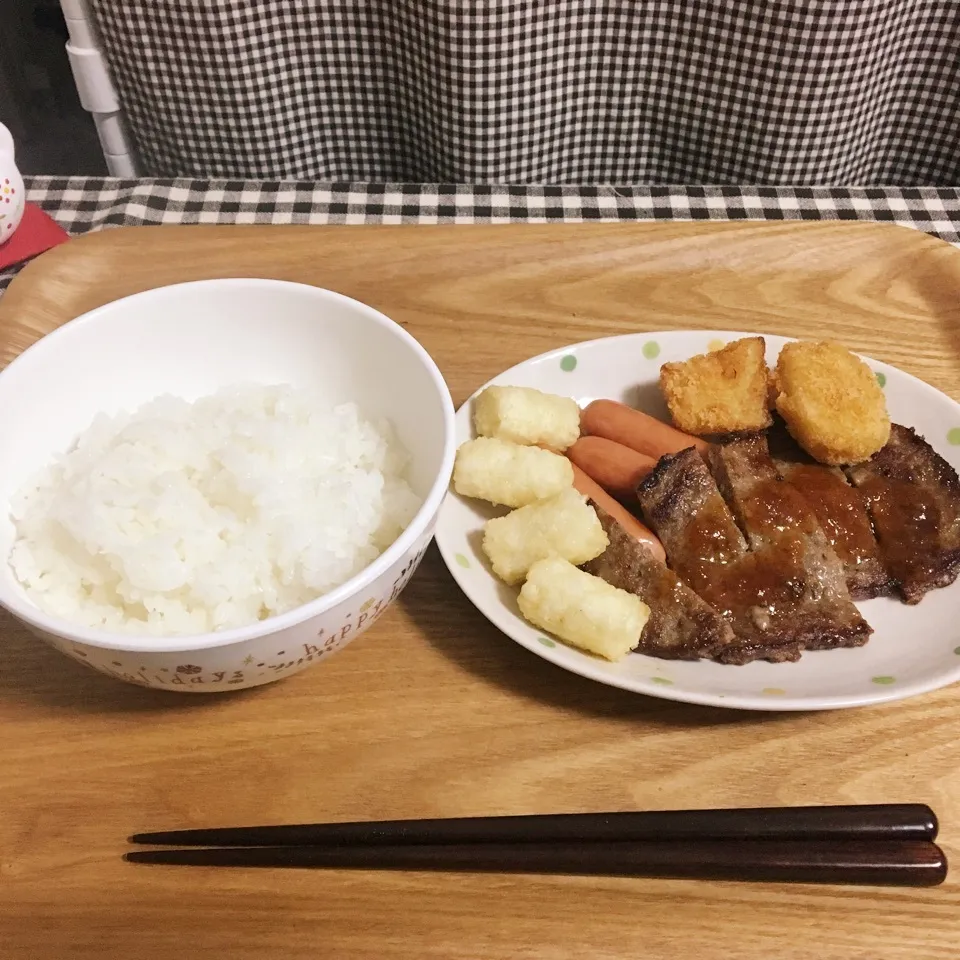 Snapdishの料理写真:今日の夕食|まぁたんさん