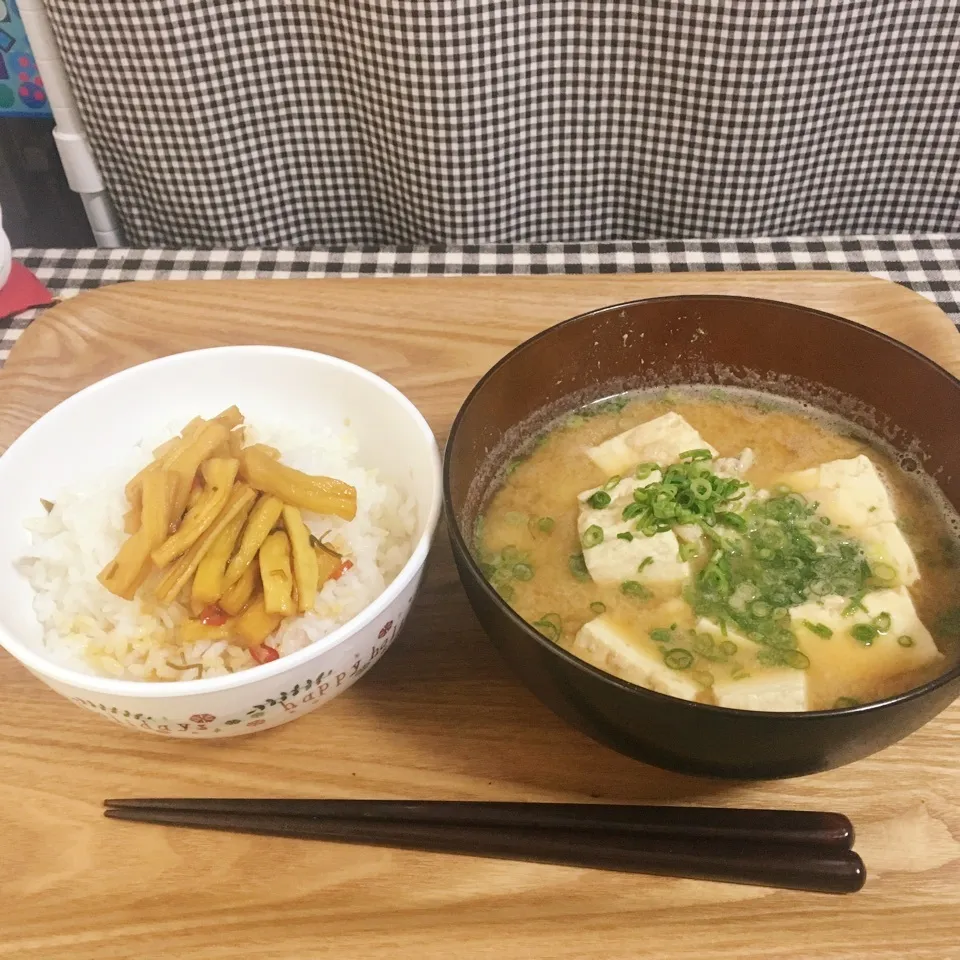 Snapdishの料理写真:たらの味噌汁|まぁたんさん