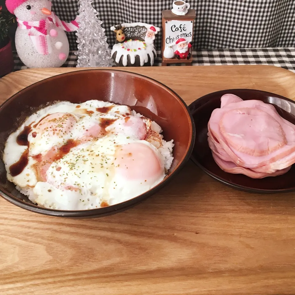 ハムエッグ丼|まぁたんさん