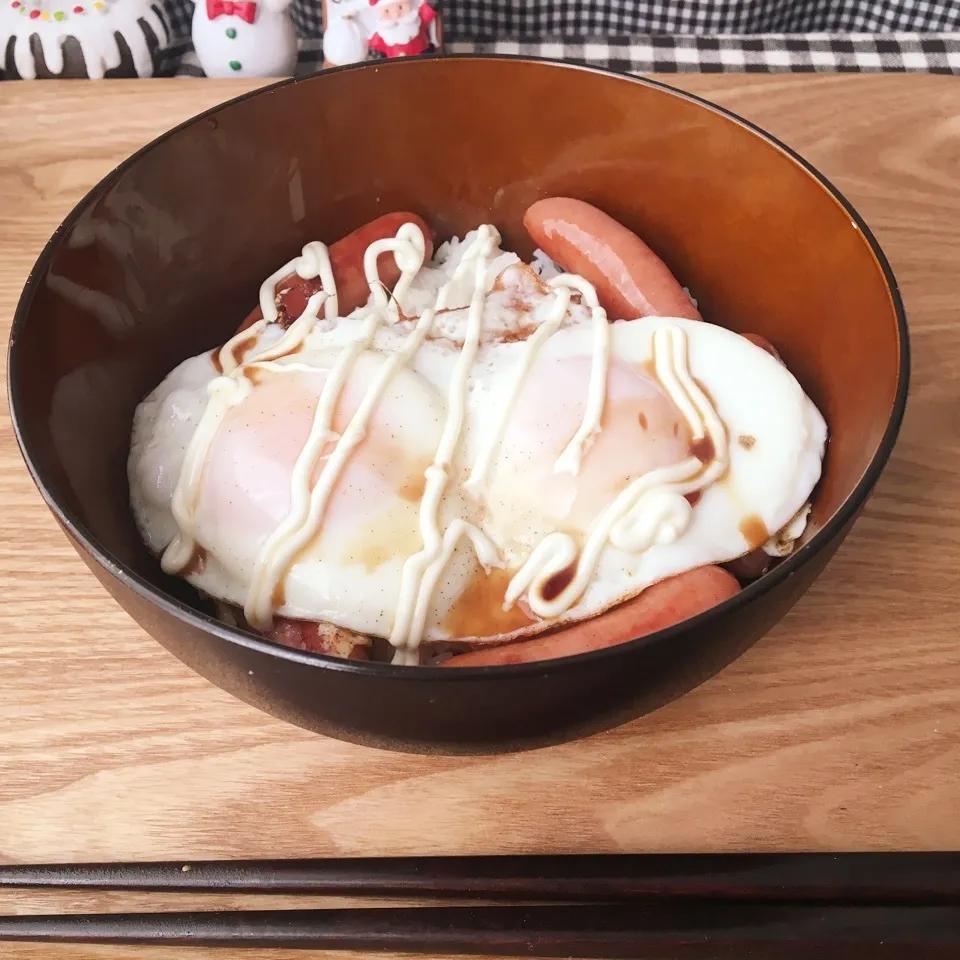 目玉焼き丼|まぁたんさん