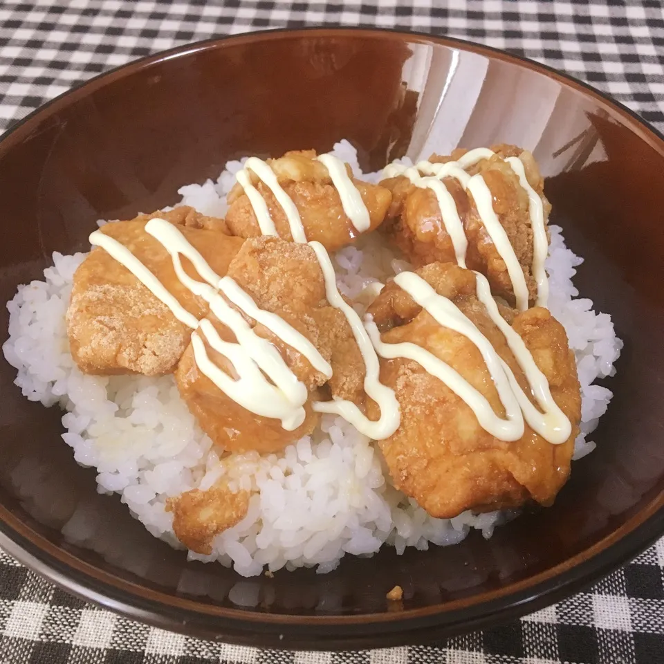 【飯研】スイチリマヨ唐揚げ丼|まぁたんさん