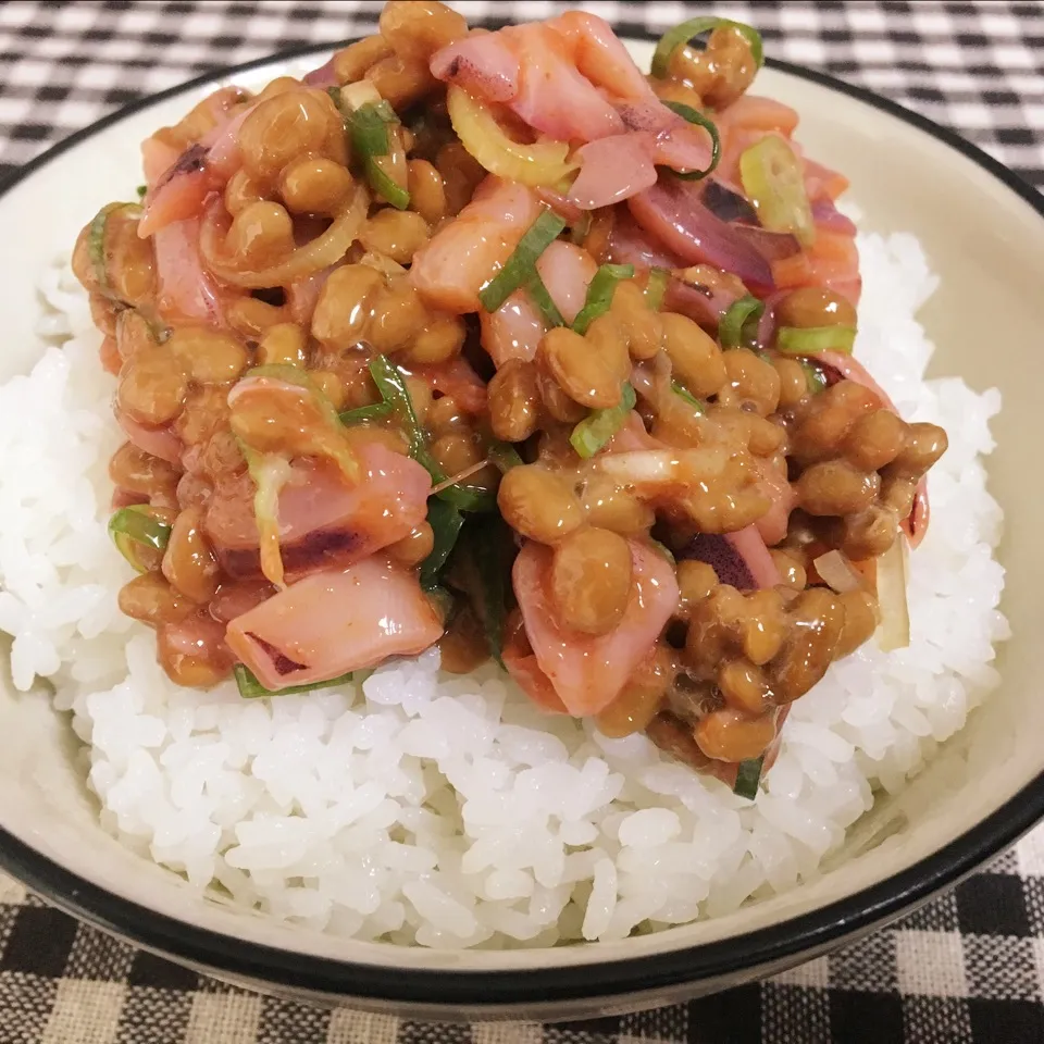 【定番】イカ明太納豆ご飯|まぁたんさん