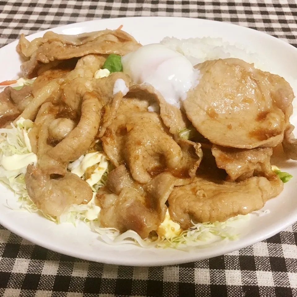 【飯研】豚肉のしょうが焼き丼|まぁたんさん