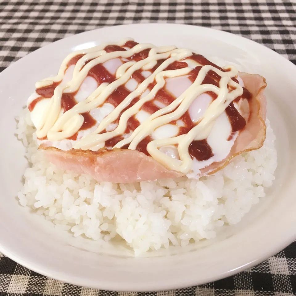 【飯研】ハムエッグ丼|まぁたんさん