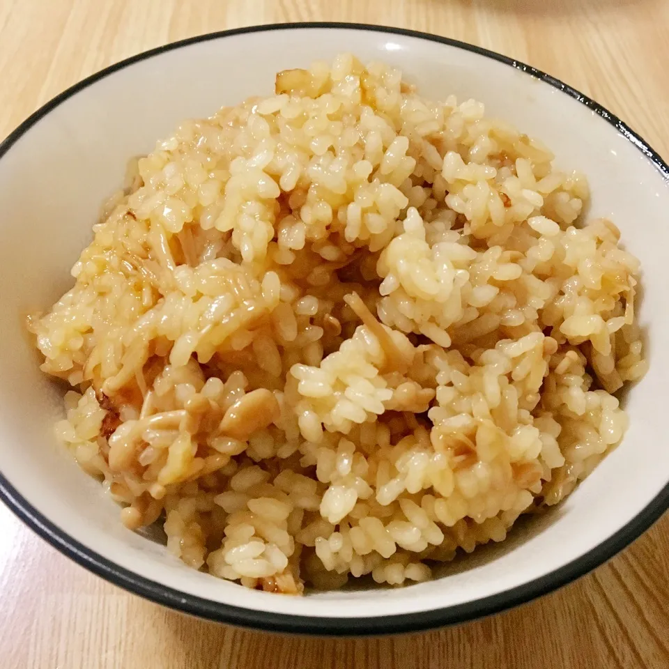 【飯研】なめ茸炊き込みご飯|まぁたんさん