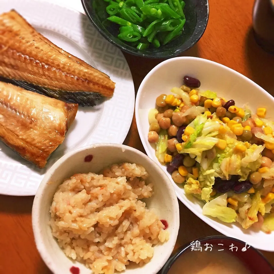 Snapdishの料理写真:＊切餅でかんたん！鶏おこわ♪和ごはん。＊|ultramarineさん