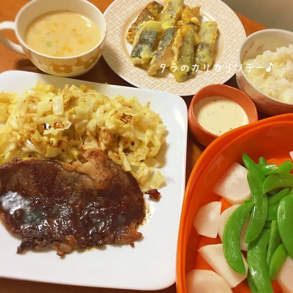 Snapdishの料理写真:＊鱈のカリカリ♪ソテー、ホットサラダ＊|ultramarineさん