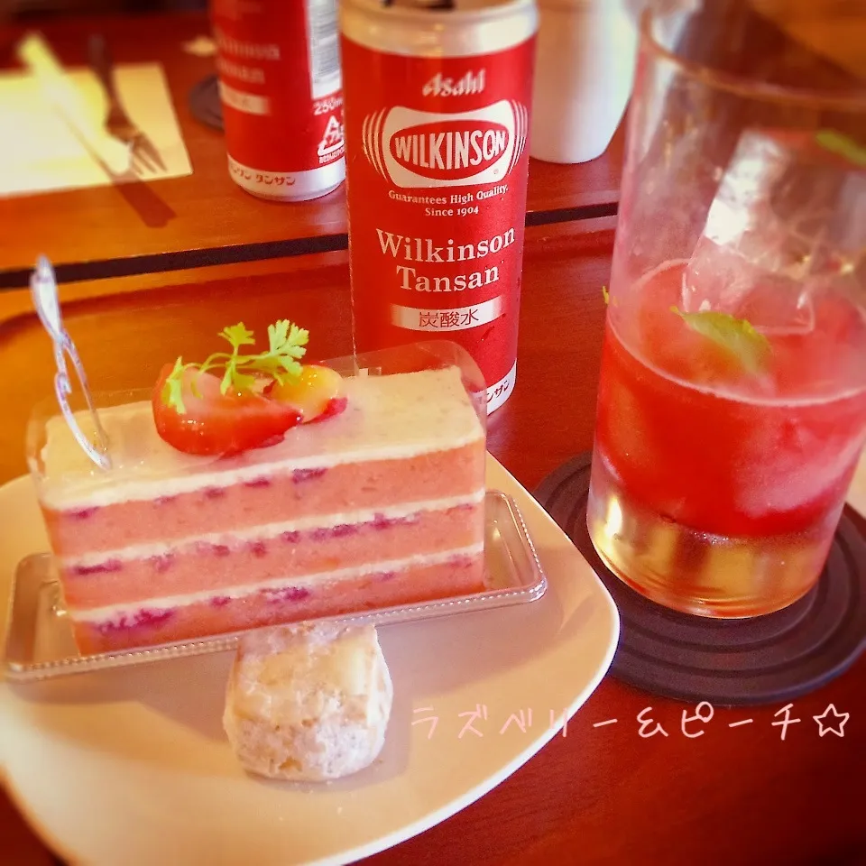 ＊ラズベリーcake＆ピーチサイダー♪＊|ultramarineさん