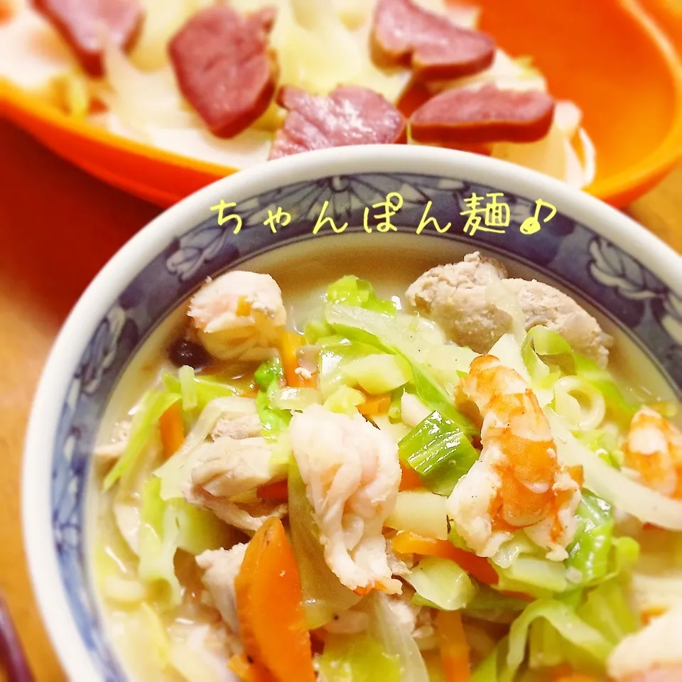 Snapdishの料理写真:＊野菜たっぷり！ちゃんぽん麺＊|ultramarineさん