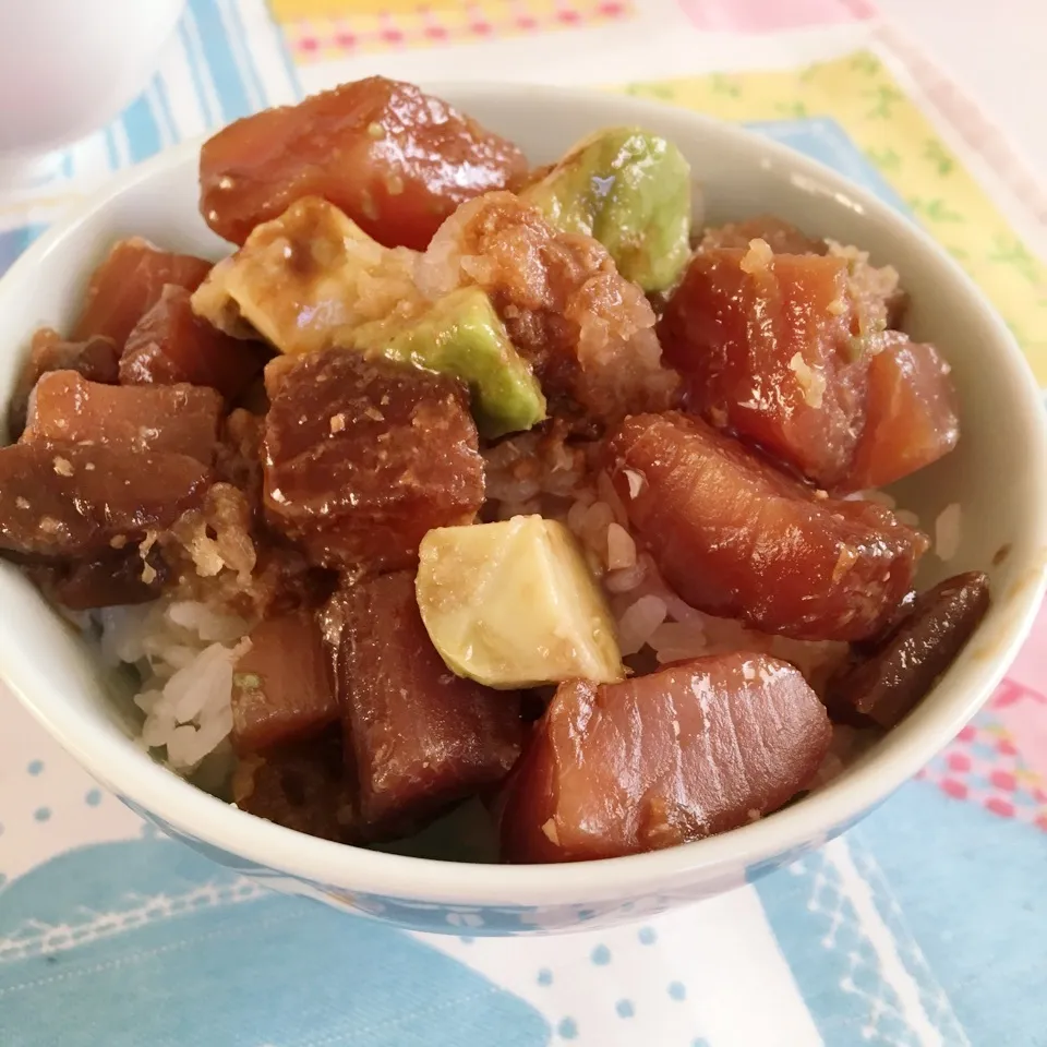 Snapdishの料理写真:ポキ丼|まちゃこさん