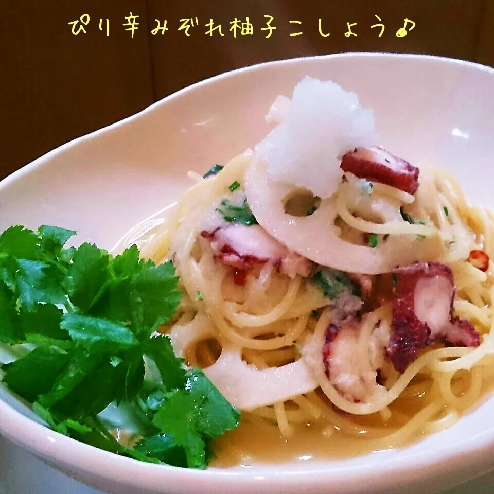 Snapdishの料理写真:蛸と蓮根のみぞれパスタ|mi_neneco♪さん