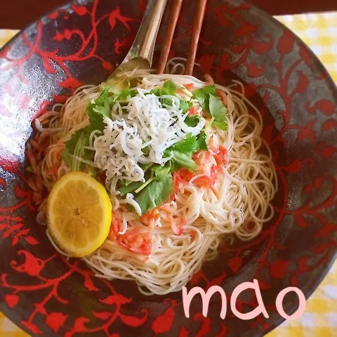 Snapdishの料理写真:あっさり桜えびとしらすそうめん|mao's simple kitchenさん