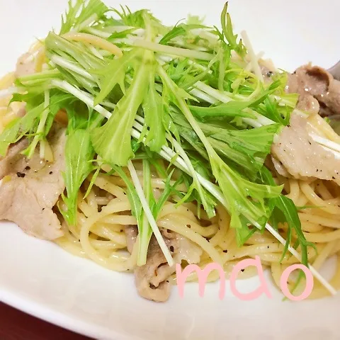 Snapdishの料理写真:簡単♪豚肉と水菜の和風パスタ♪|mao's simple kitchenさん