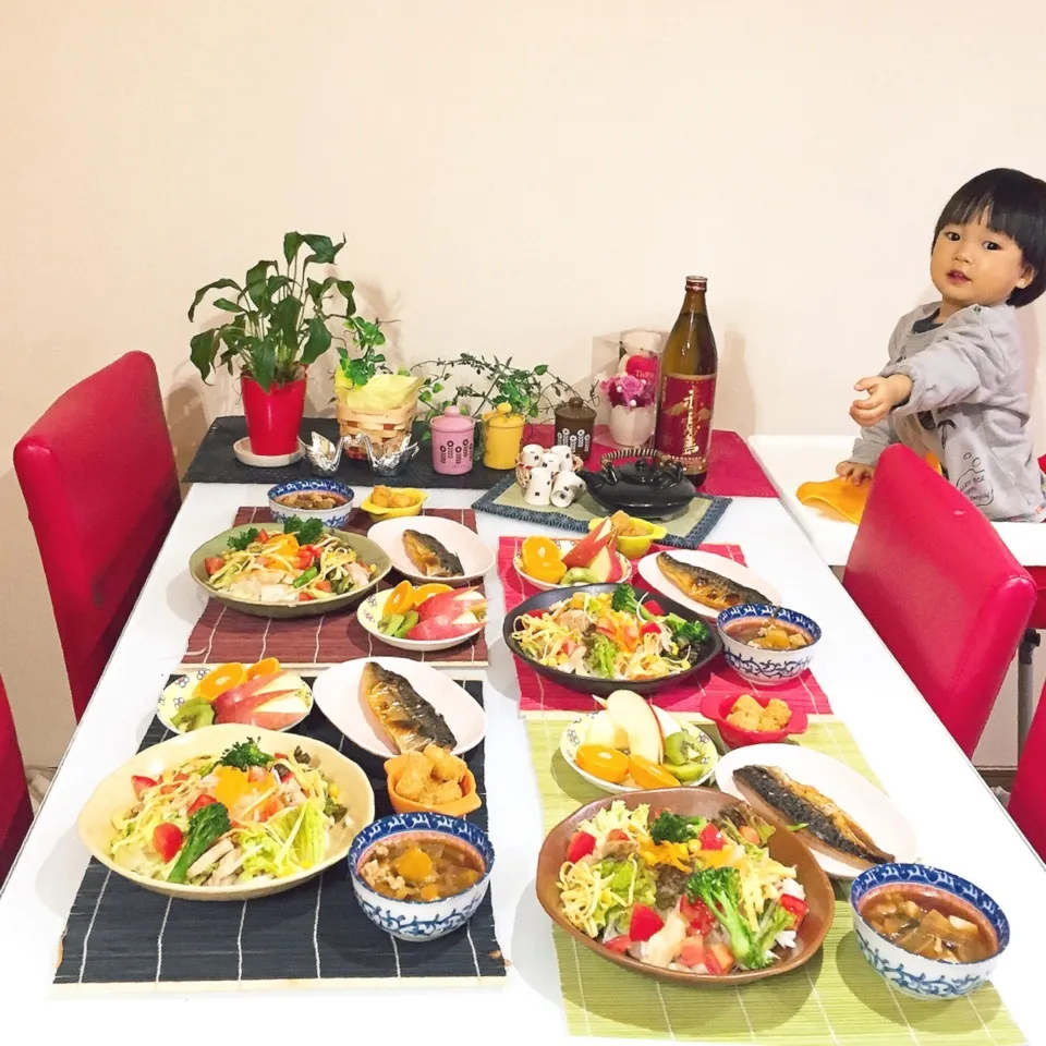 Snapdishの料理写真:2017年最初のご飯「サラダうどん定食」|ぷらっとさん