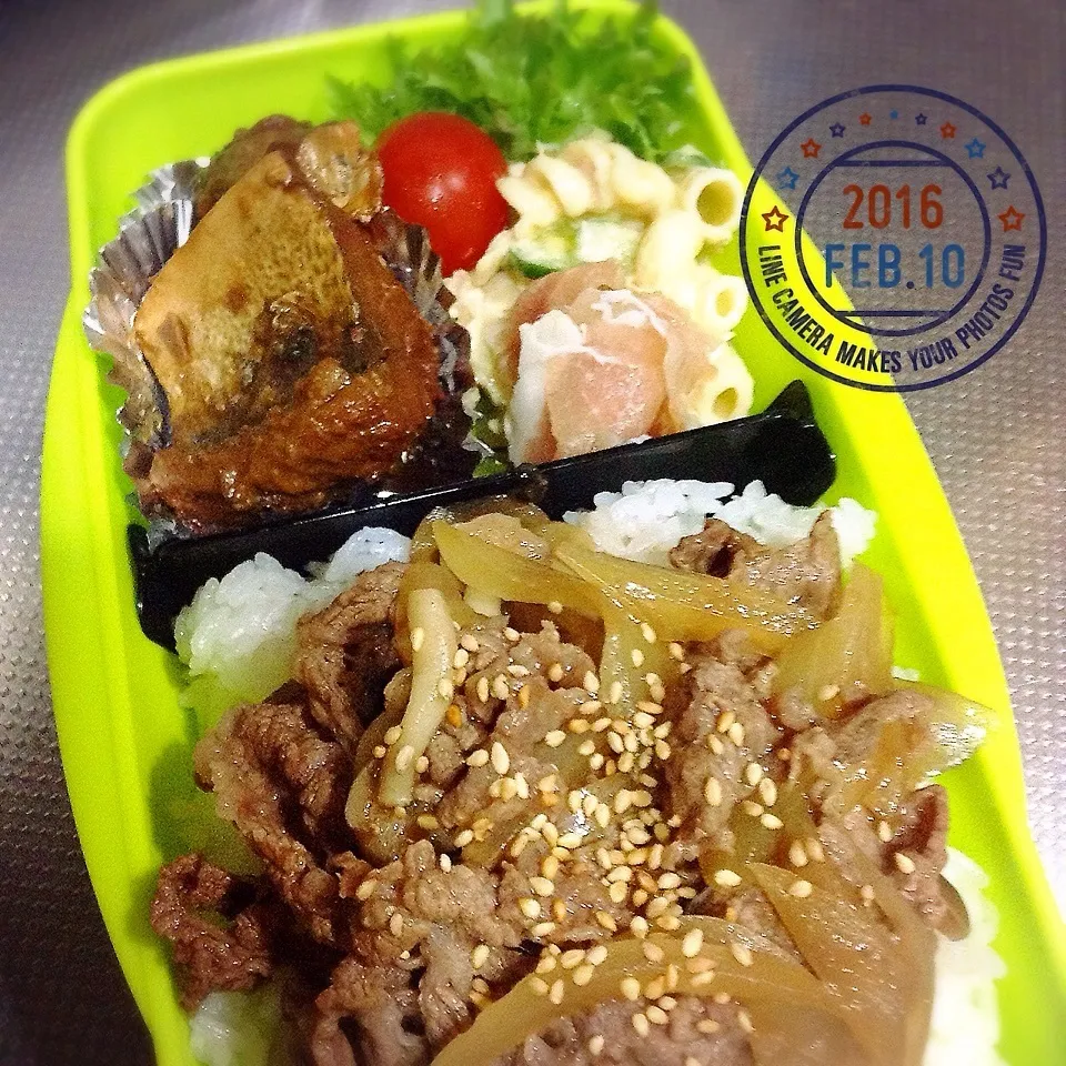 Snapdishの料理写真:塾弁☆牛丼とサバ味噌|アリスさん